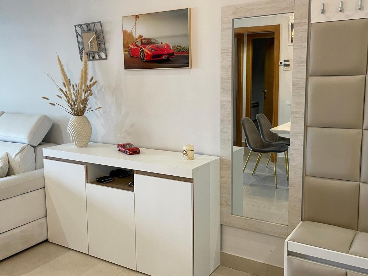 Appartement Beachfront 23 *